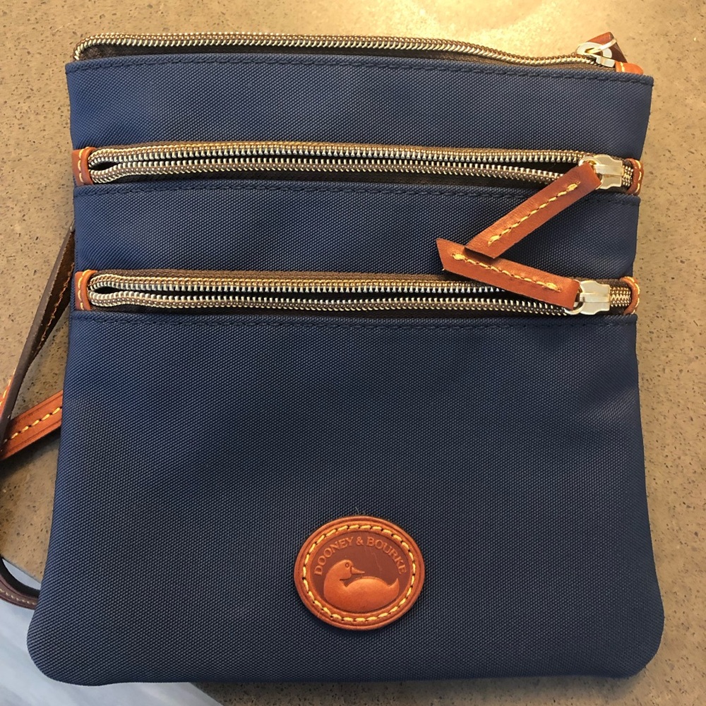 Dooney & Bourke Purse